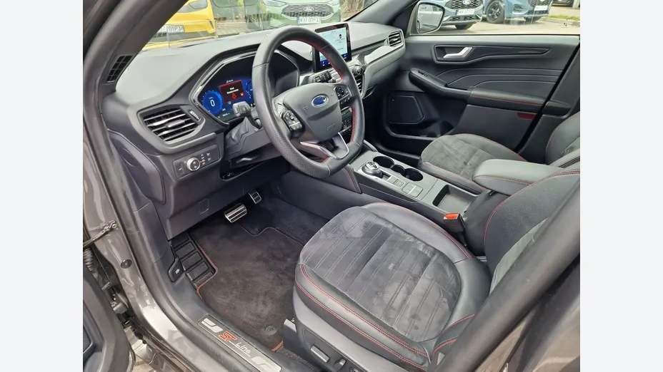 FORD Kuga -