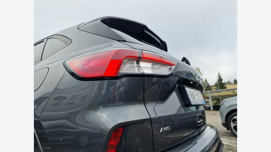 FORD Kuga -