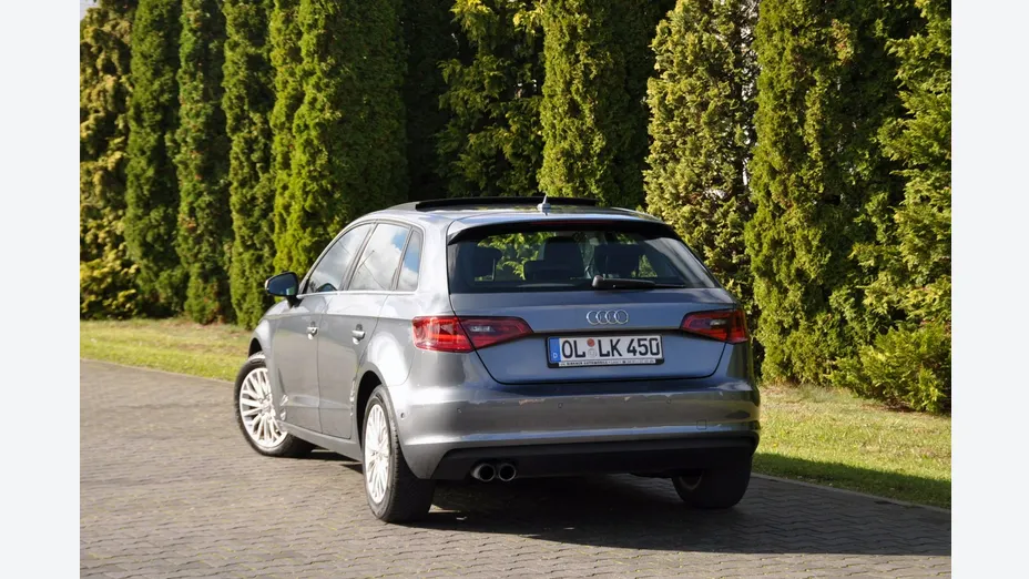 AUDI A3 Sportback -