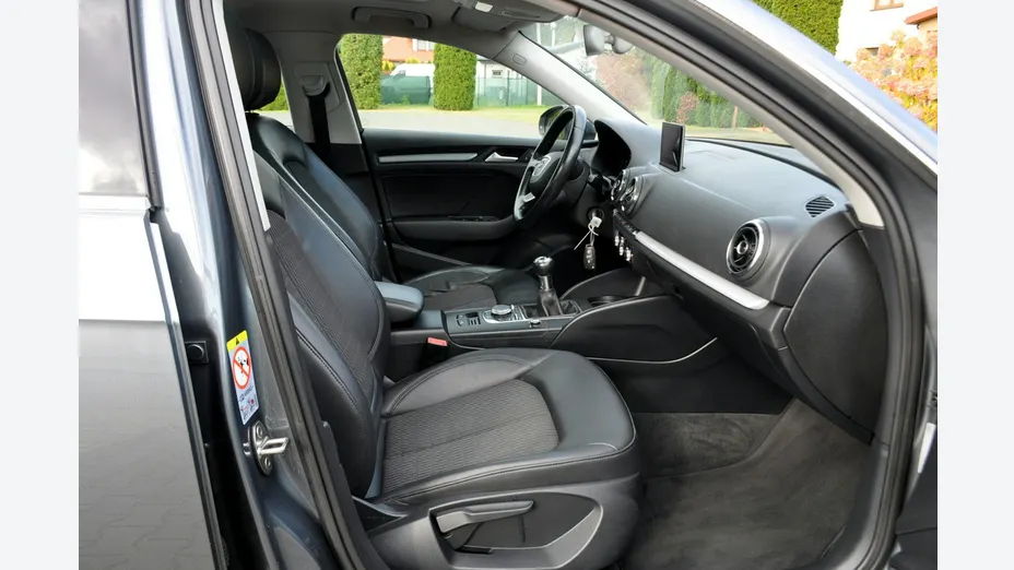 AUDI A3 Sportback -