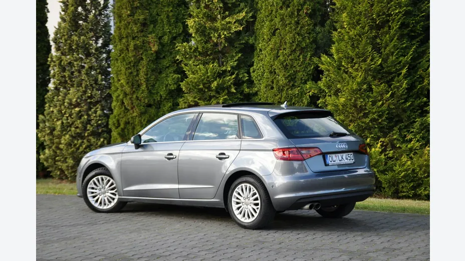 AUDI A3 Sportback -