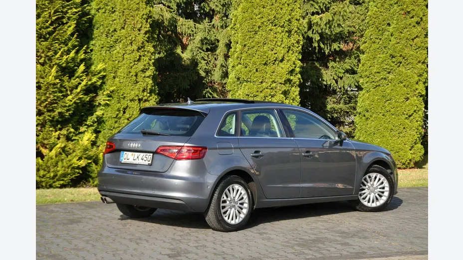 AUDI A3 Sportback -
