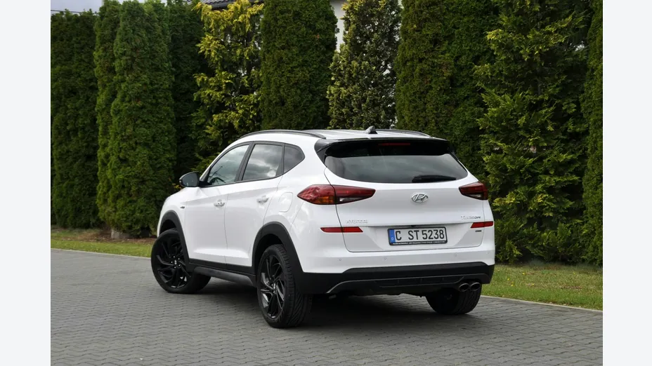 HYUNDAI Tucson -
