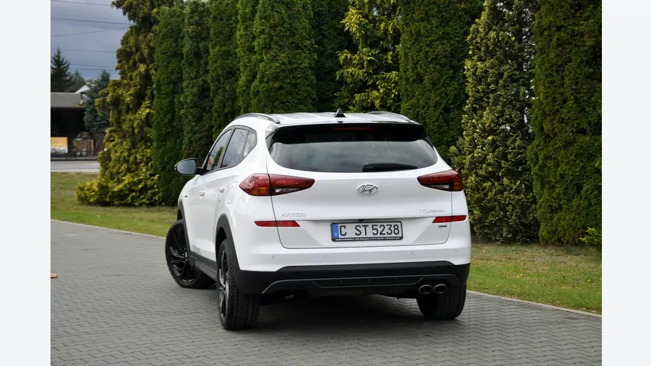 HYUNDAI Tucson -