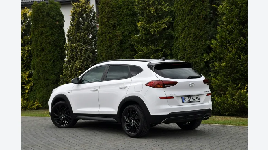 HYUNDAI Tucson -