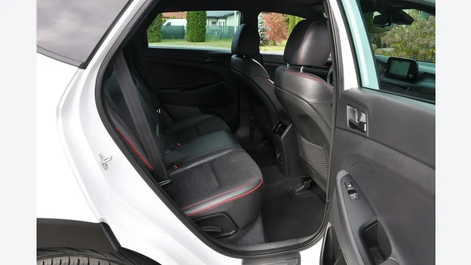 HYUNDAI Tucson -