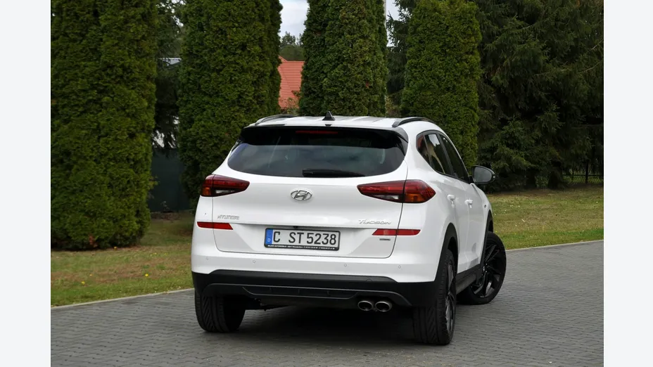 HYUNDAI Tucson -