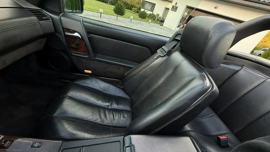 MERCEDES-BENZ SL -