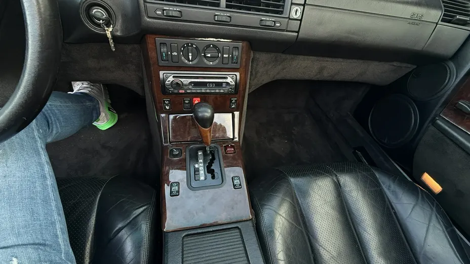 MERCEDES-BENZ SL -