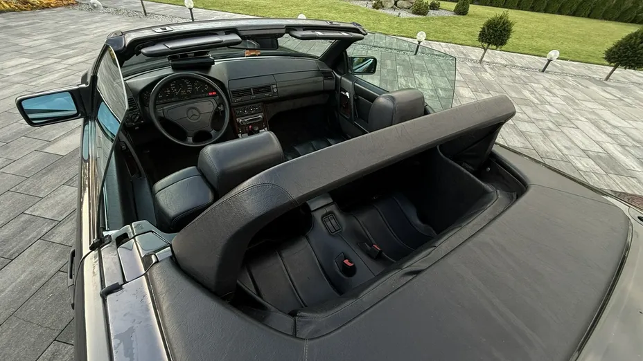 MERCEDES-BENZ SL -