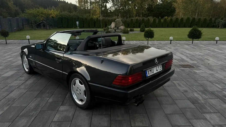 MERCEDES-BENZ SL -