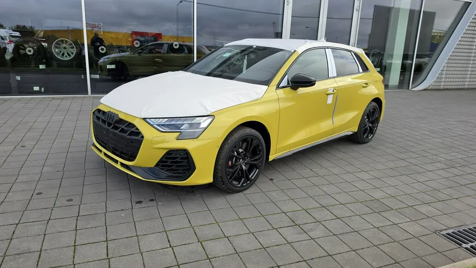 AUDI S3 Sportback -