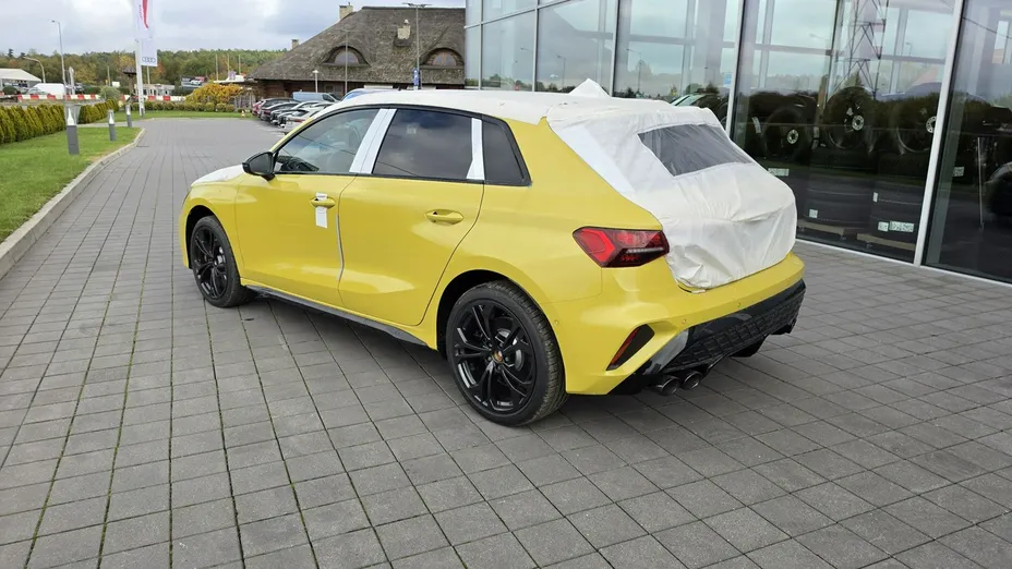 AUDI S3 Sportback -