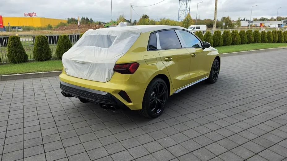 AUDI S3 Sportback -