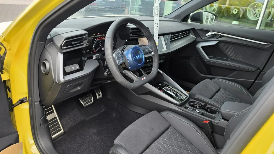 AUDI S3 Sportback -