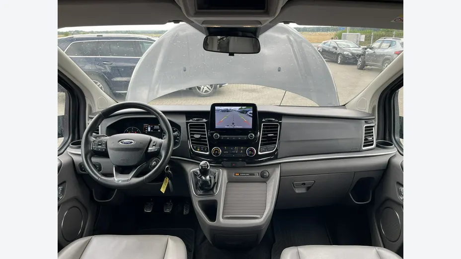 FORD Tourneo Custom -