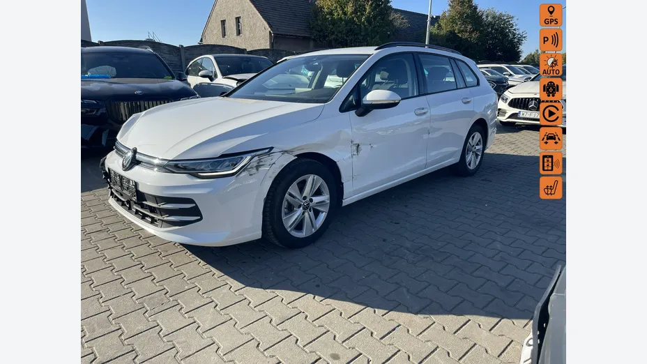 VOLKSWAGEN Golf -
