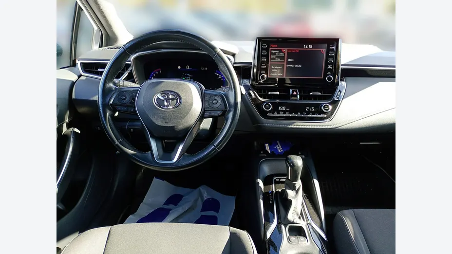 TOYOTA Corolla -
