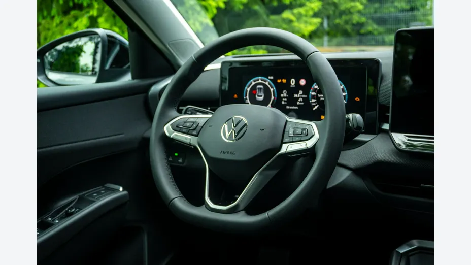 VOLKSWAGEN T-ROC -