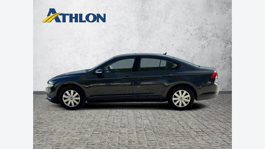 VOLKSWAGEN Passat -