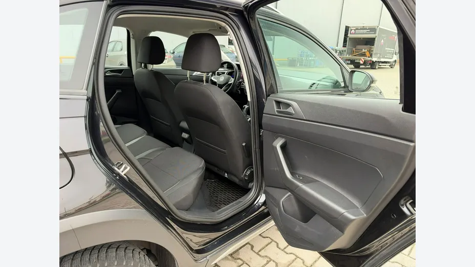 VOLKSWAGEN Taigo -