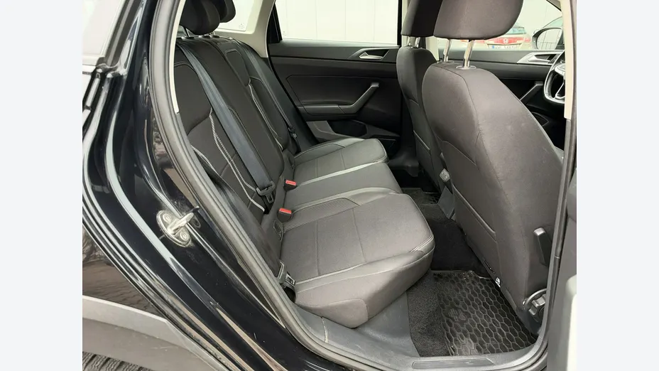VOLKSWAGEN Taigo -