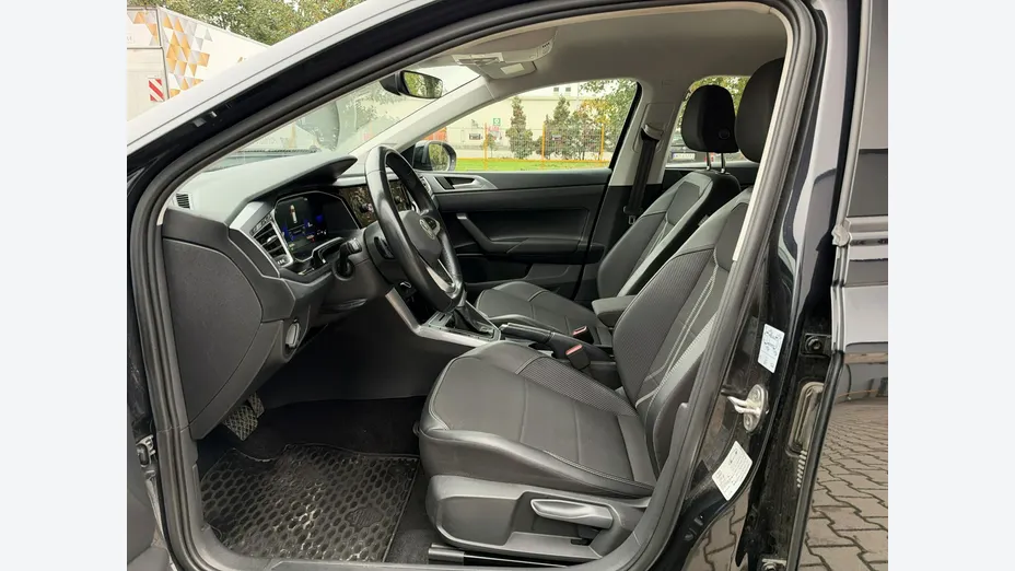 VOLKSWAGEN Taigo -