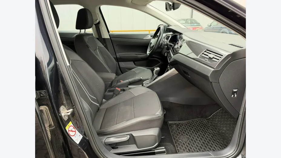 VOLKSWAGEN Taigo -