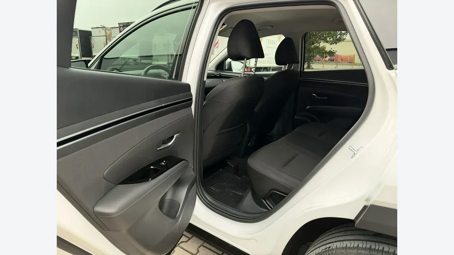 HYUNDAI Tucson -