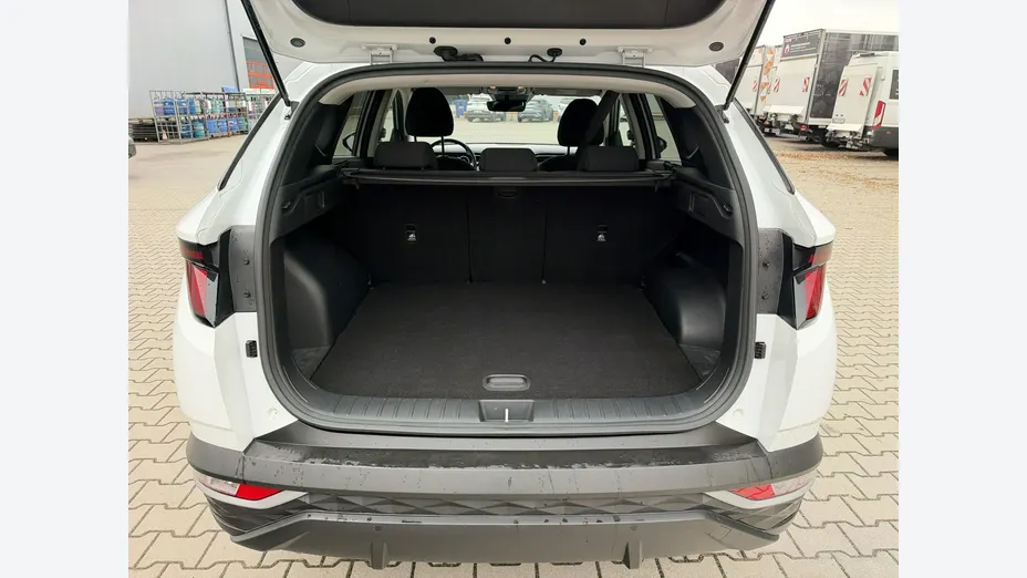 HYUNDAI Tucson -