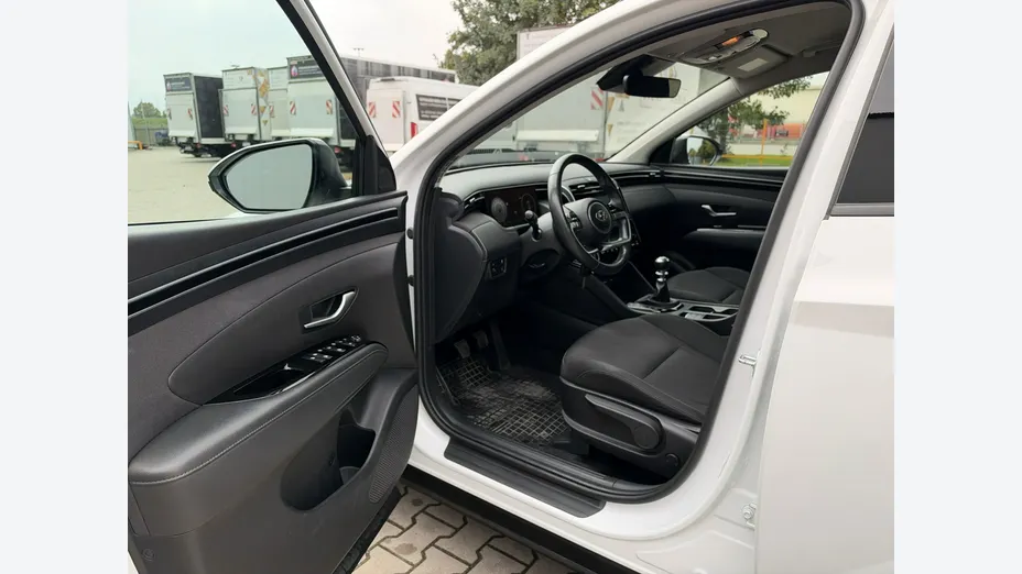 HYUNDAI Tucson -