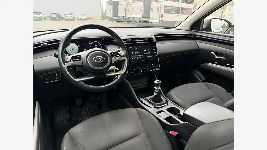 HYUNDAI Tucson -