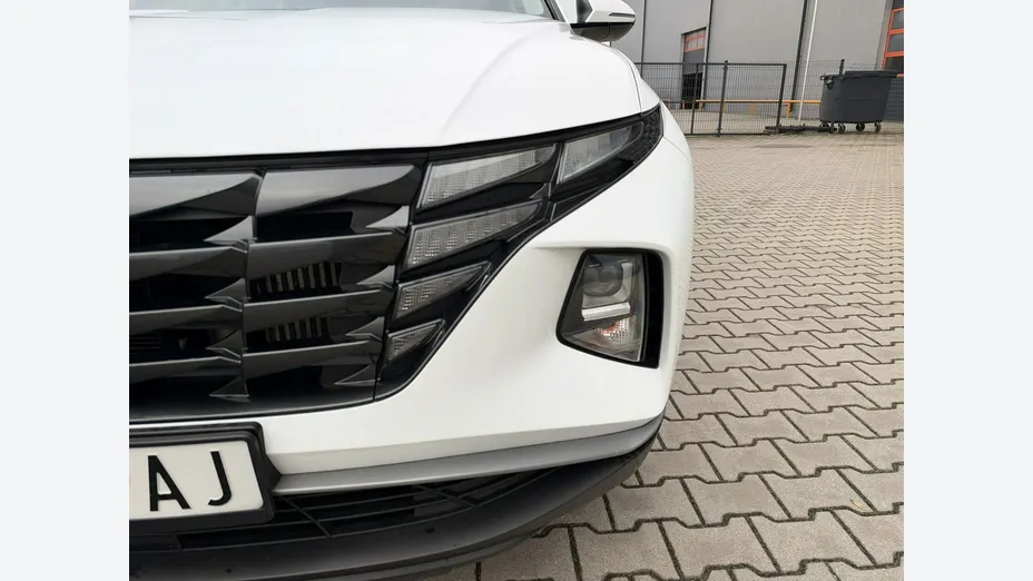 HYUNDAI Tucson -