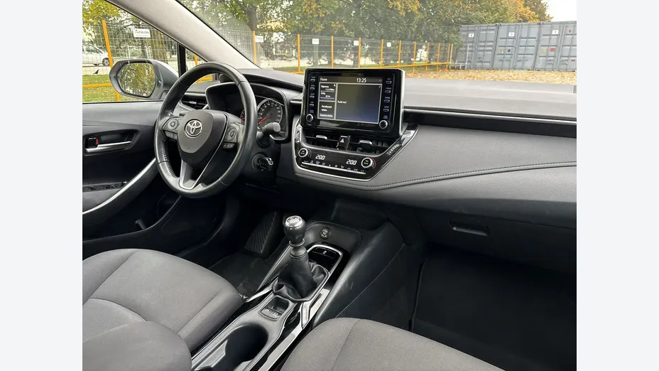 TOYOTA Corolla -