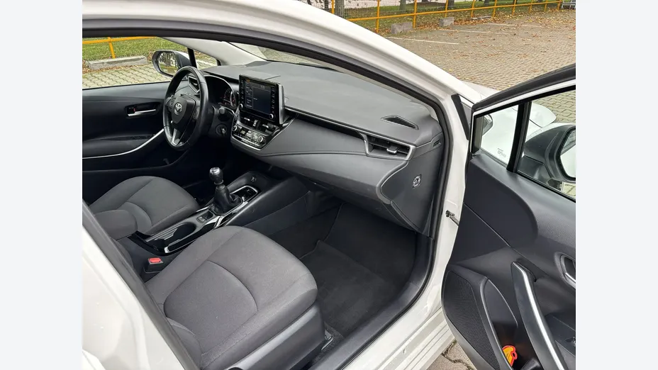 TOYOTA Corolla -