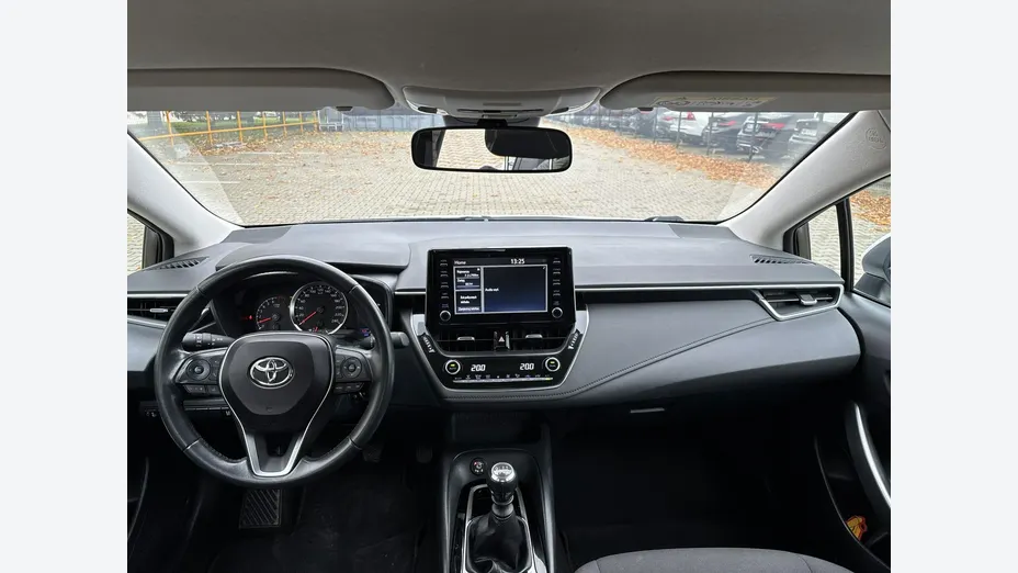 TOYOTA Corolla -