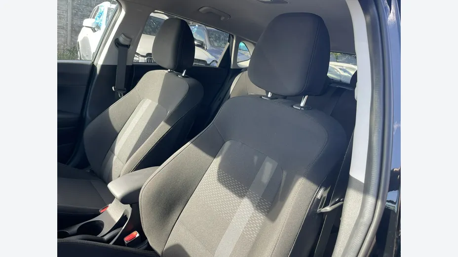 HYUNDAI i20 -