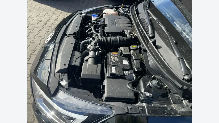 HYUNDAI i20 -