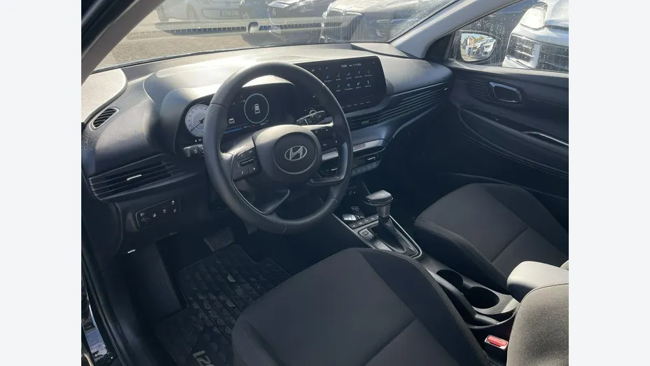 HYUNDAI i20 -