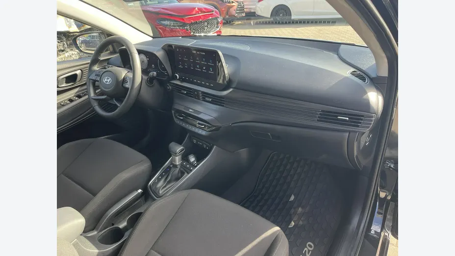 HYUNDAI i20 -