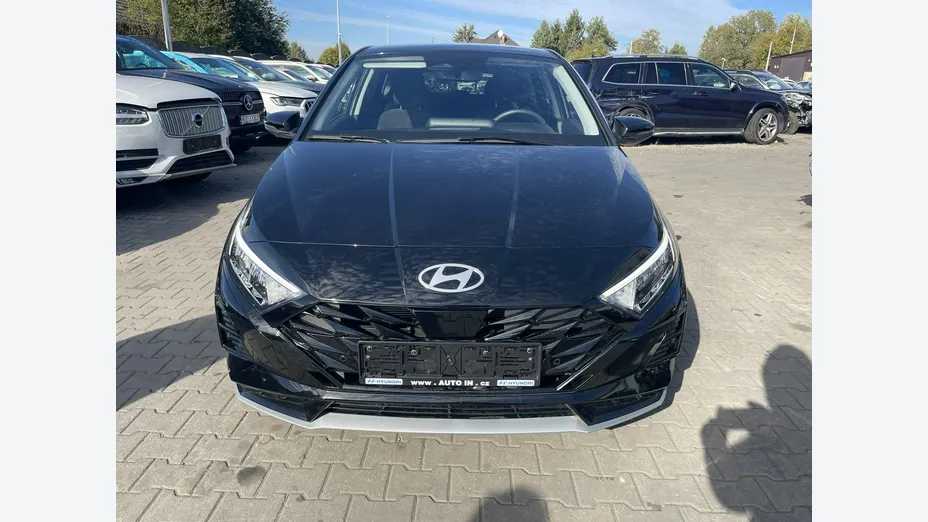 HYUNDAI i20 -