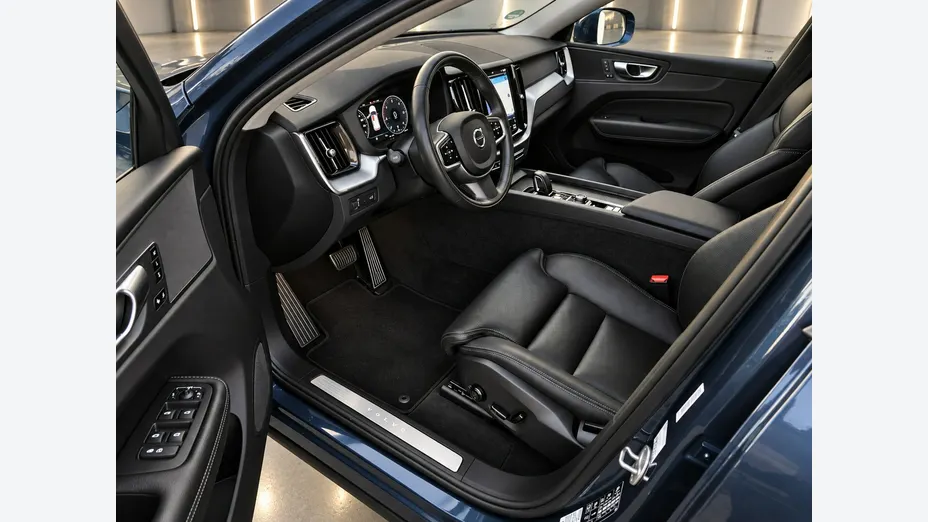 VOLVO XC60 -