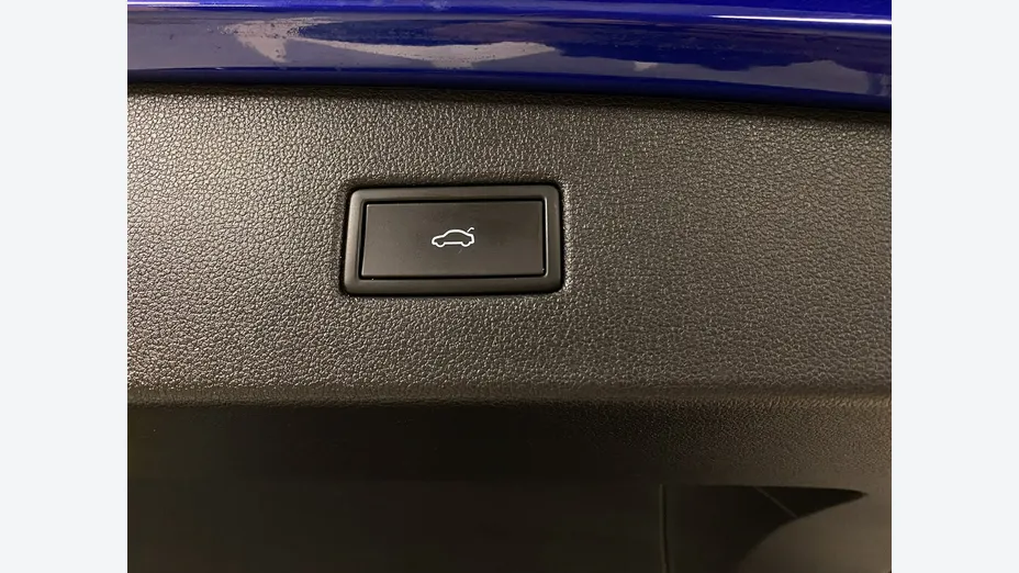 VOLKSWAGEN Tiguan -