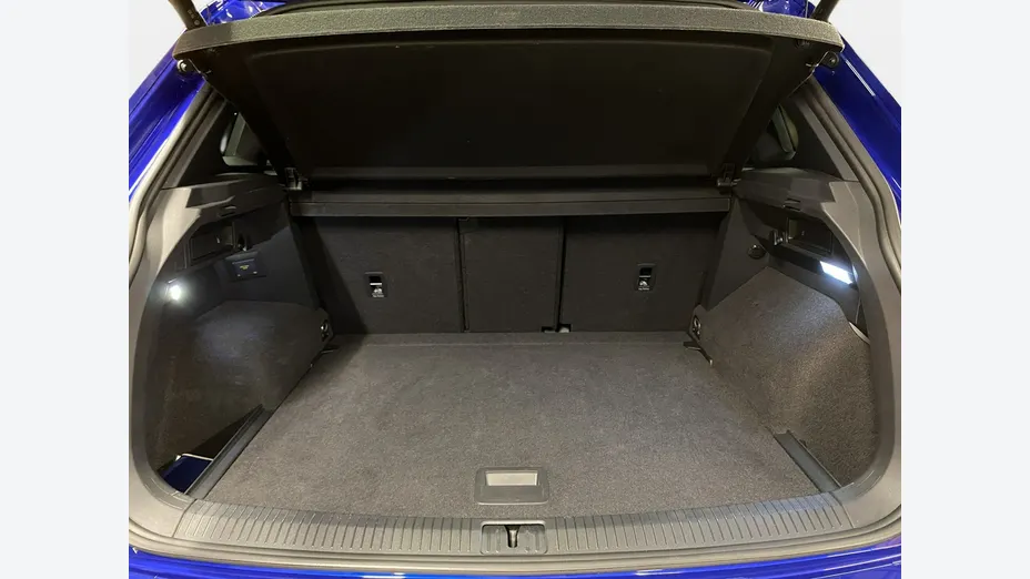 VOLKSWAGEN Tiguan -