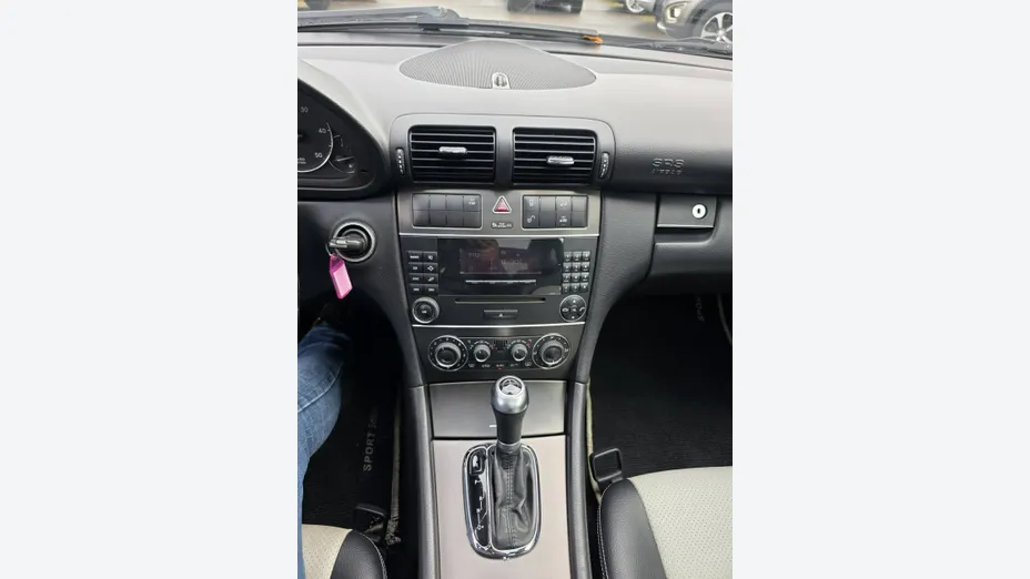 MERCEDES-BENZ C Klasa -