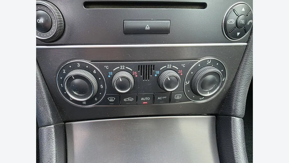 MERCEDES-BENZ C Klasa -