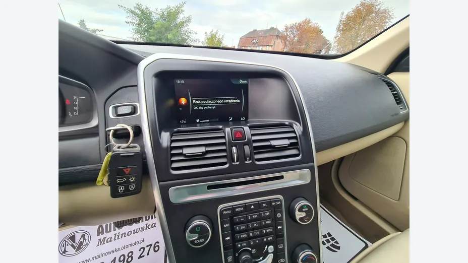 VOLVO XC60 -