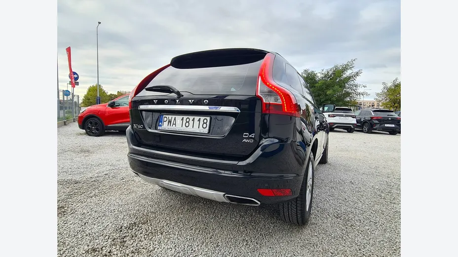 VOLVO XC60 -