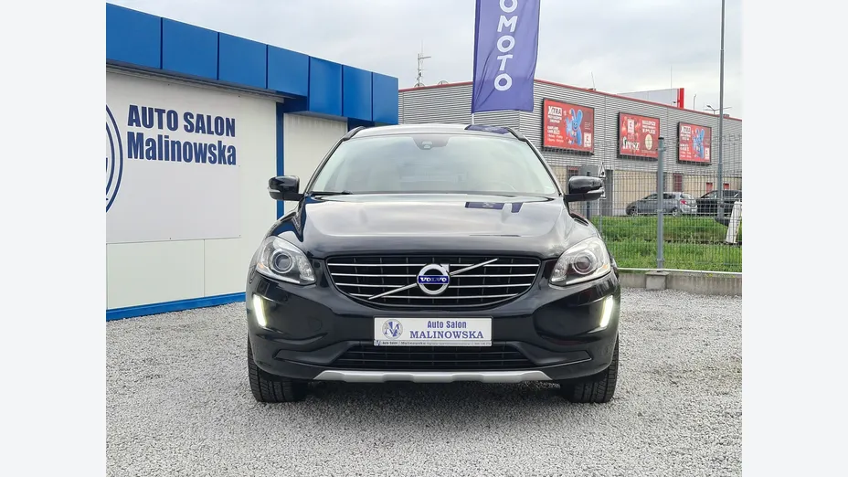 VOLVO XC60 -