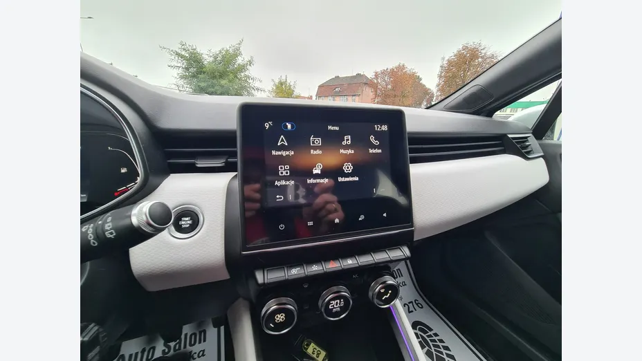 RENAULT Clio -